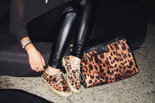 fashion leopard print sneakers clutch